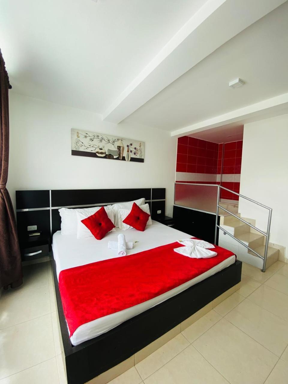 Hotel Suite Royal Melgar Exterior foto