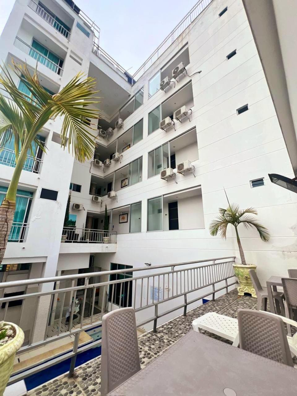 Hotel Suite Royal Melgar Exterior foto