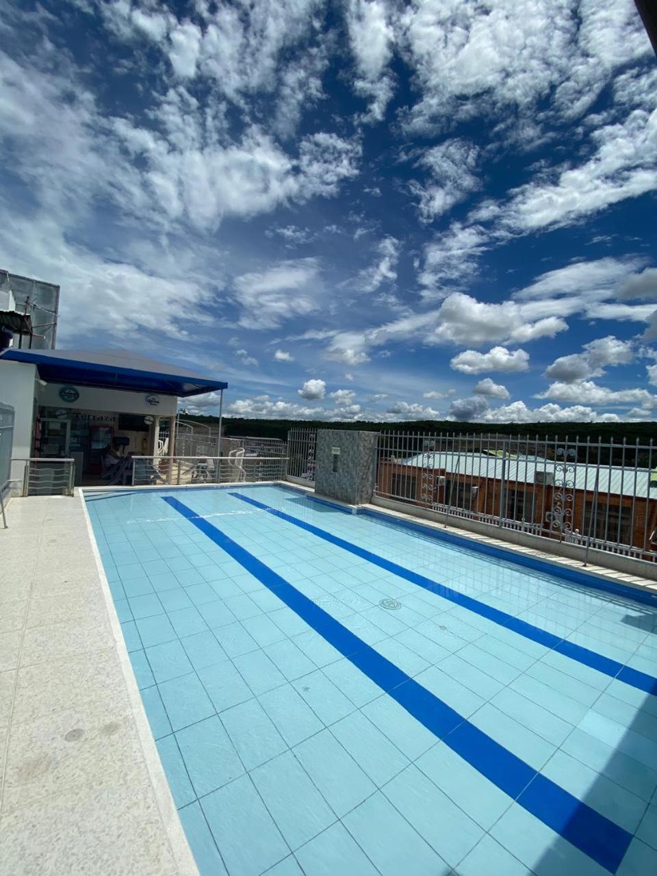 Hotel Suite Royal Melgar Exterior foto
